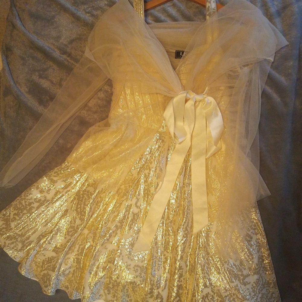 Aidan Mattox gold leaf prom dress